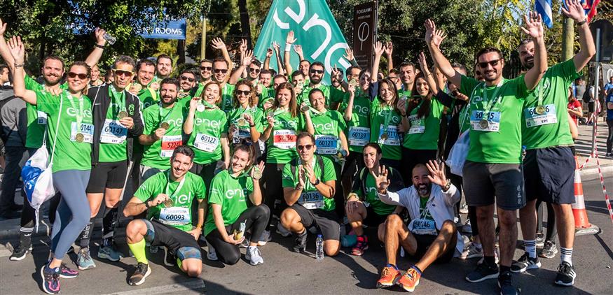Η «πράσινη» ομάδα της Enel Green Power Hellas συμμετείχε στον Αυθεντικό Μαραθώνιο της Αθήνας με πάνω από 90 δρομείς από την Ελλάδα και όλο τον κόσμο