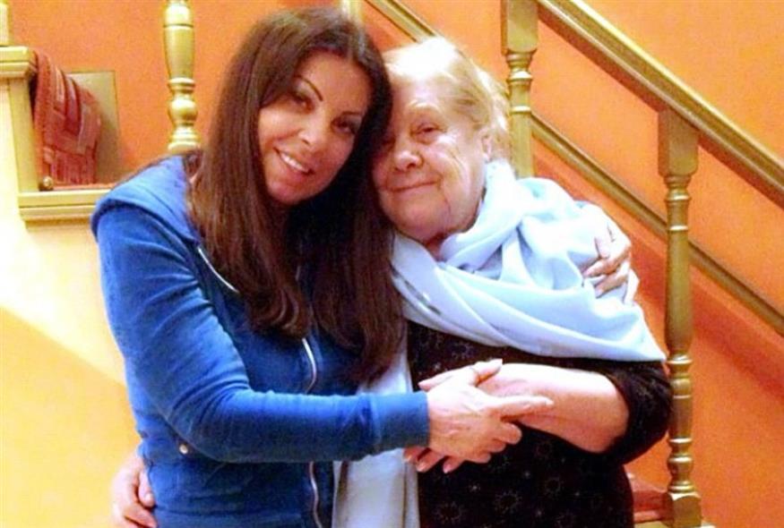 Η Aντζελα Δημητρίου με τη μαμά της (Copyright: Instagram)