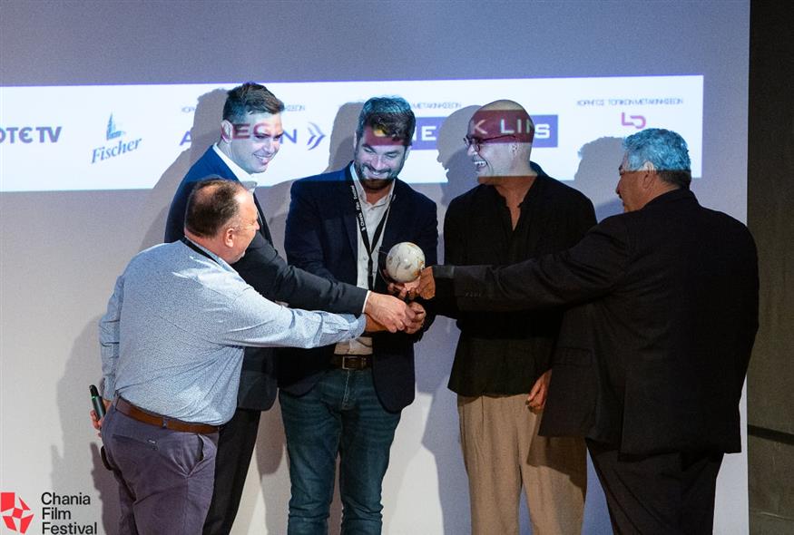 Η βράβευση του Θοδωρή Παπαδουλάκη στο 13ο Φεστιβάλ Κινηματογράφου Χανίων