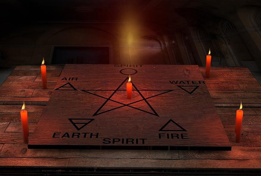 Σατανιστικά σύμβολα (Pixabay)
