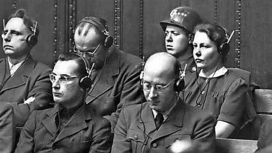 Η μοναδική γυναίκα γιατρός στη Δίκη της Νυρεμβέργης! Η μοναδική γυναίκα γιατρός στη Δίκη της Νυρεμβέργης!
