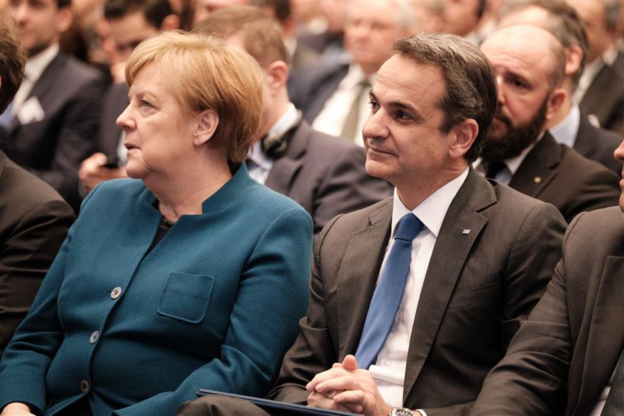 Kyriakos Mitsotakis - Angela Merkel (Copyright: Eurokinissi)