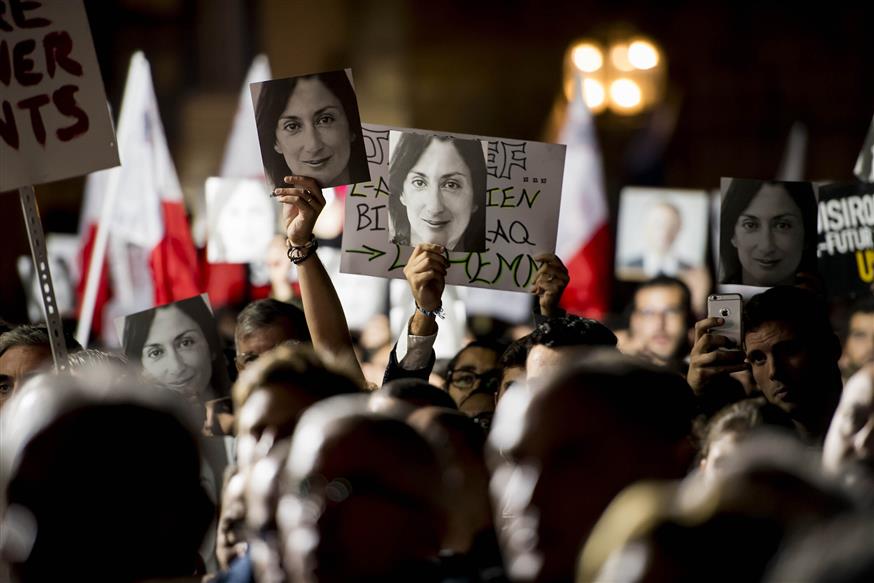 Διαμαρτυρία για τη δημοσιογράφο Ντάφνι Καρουάνα Γκαλιζία/(AP Photo/Rene Rossignaud)