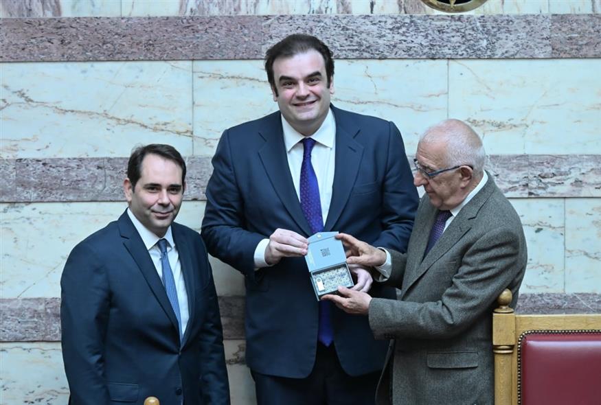 Κατατέθηκε ο Προϋπολογισμός με QR code/ΙΝΤΙΜΕ