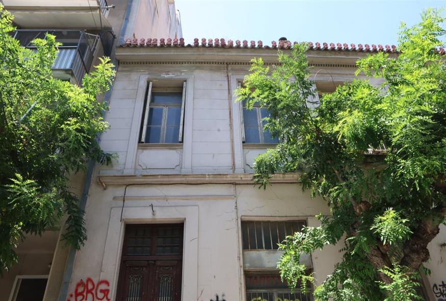 Ρωγμές σε κτίρια στην Κυψέλη (INTIME NEWS / ΠΕΡΙΣΤΕΡΗΣ ΔΗΜΗΤΡΗΣ) Ρωγμές σε κτίρια στην Κυψέλη (INTIME NEWS / ΠΕΡΙΣΤΕΡΗΣ ΔΗΜΗΤΡΗΣ)