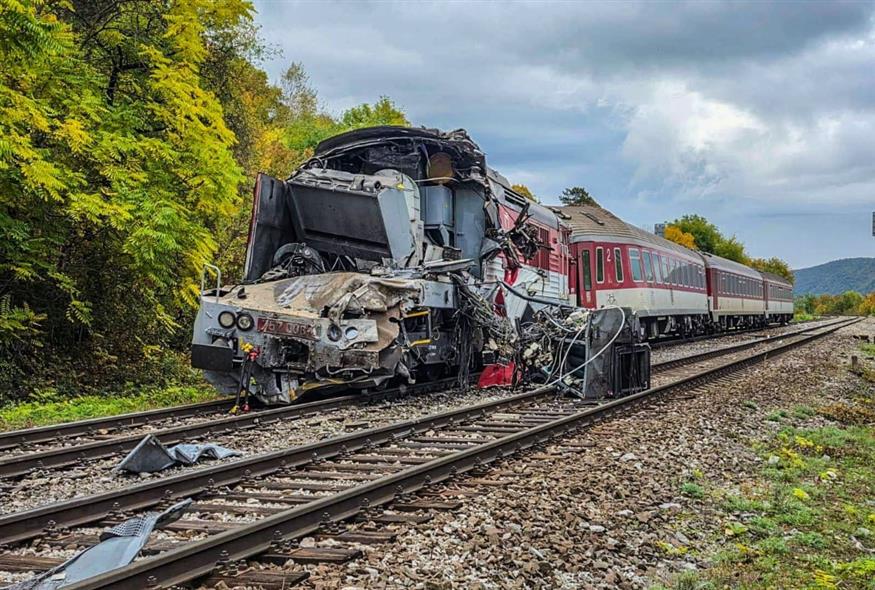 Σφοδρή σύγκρουση τρένων (Αστυνομία της Σλοβακικής Δημοκρατίας - Περιφέρεια Κοσίτσε)