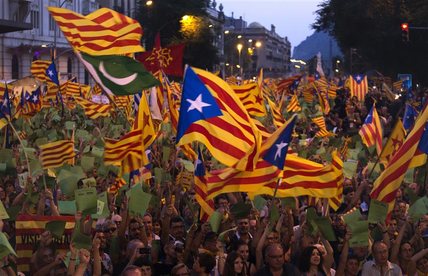 Catalan flags/(AP Photo/Emilio Morenatti, File)
