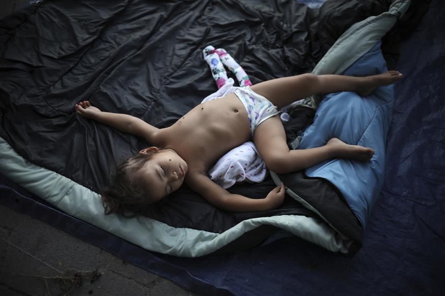 Μετανάστες στα σύνορα των ΗΠΑ/(AP Photo/Emilio Espejel)