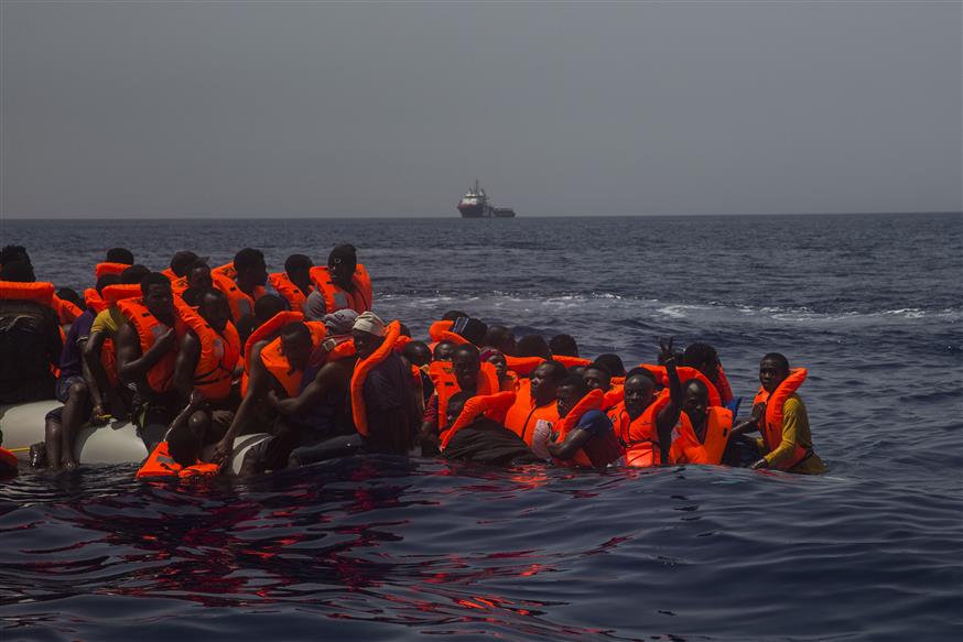Migrants and refugees/(AP Photo/Santi Palacios)