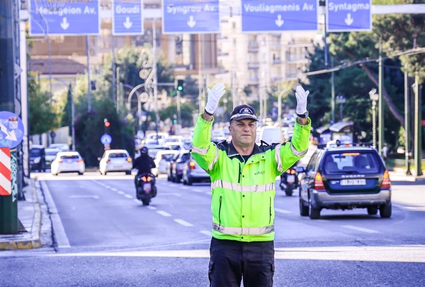 Ο Σπύρος Μερτζανίδης στην τελευταία του βάρδια (Eurokinissi)