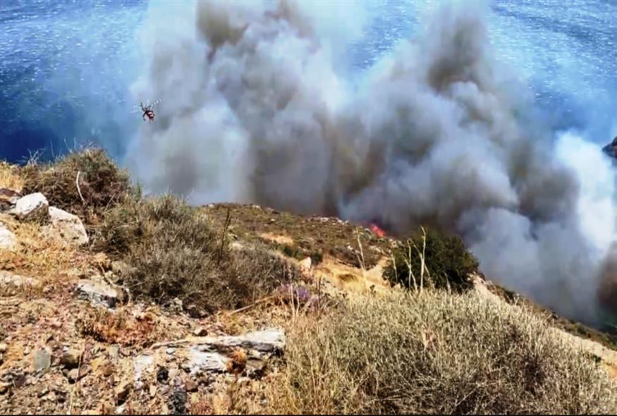 Μεγάλη φωτιά στο Ρέθυμνο (flashnews.gr)