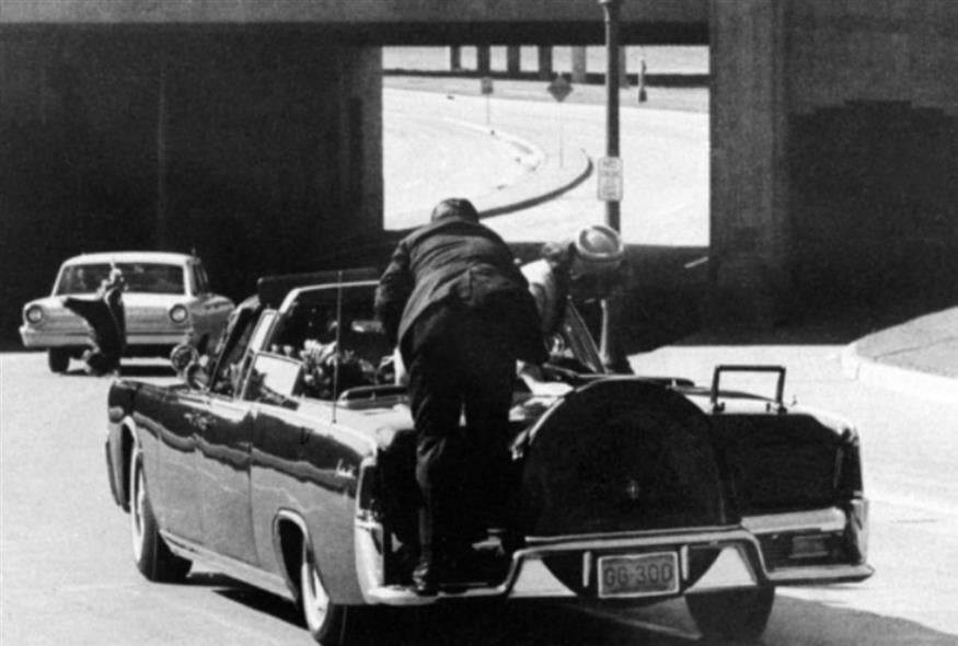 Κλιντ Χιλ/ΑΡ