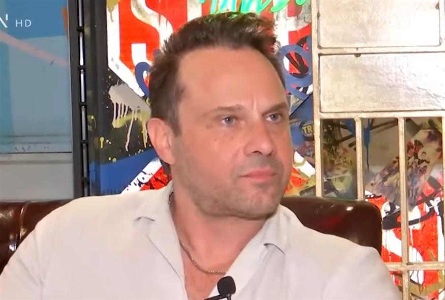 Ο Μέμος Μπεγνής στην εκπομπή «Καλοκαιρινό Ραντεβού»