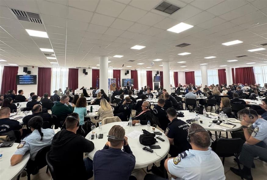 Τα αδέσποτα ως εύκολη λεία για κακοποιητές και δείκτης αύξησης της εγκληματικότητας Τα αδέσποτα ως εύκολη λεία για κακοποιητές και δείκτης αύξησης της εγκληματικότητας