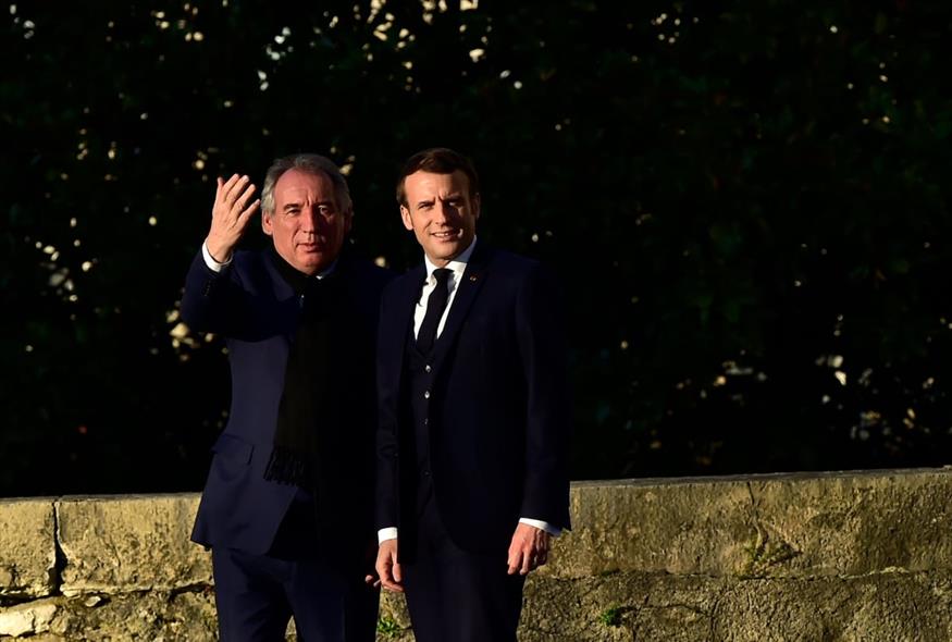 Φρανσουά Μπαϊρού - Εμανουέλ Μακρόν (AP Photo/Alvaro Barrientos)