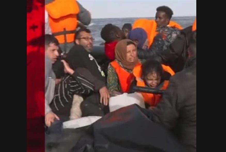 Μετανάστες σε λέμβο στη Γαλλία (TIKTOK)