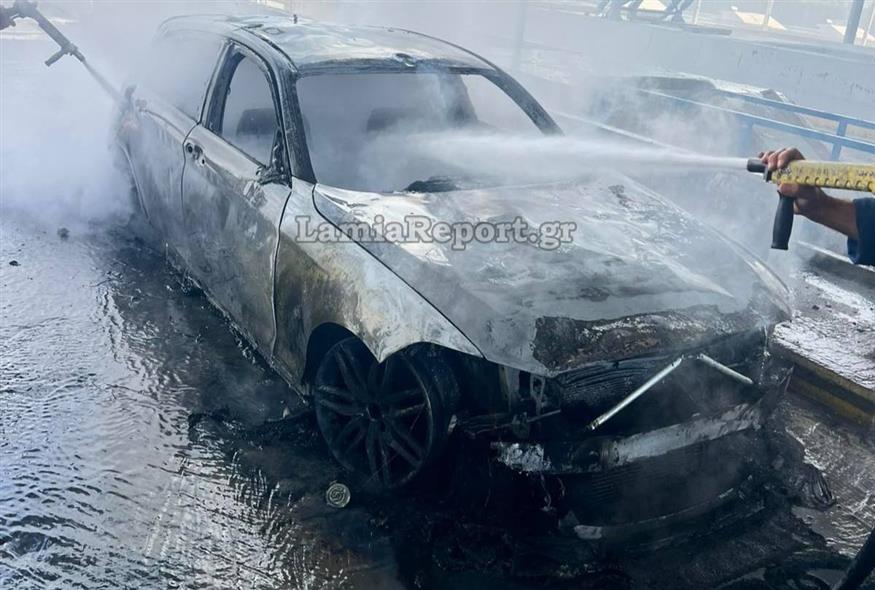 Καμμένο αυτοκίνητο στη Φθιώτιδα