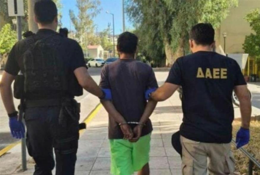 O δράστης των επιθέσεων στο Αιγάλεω