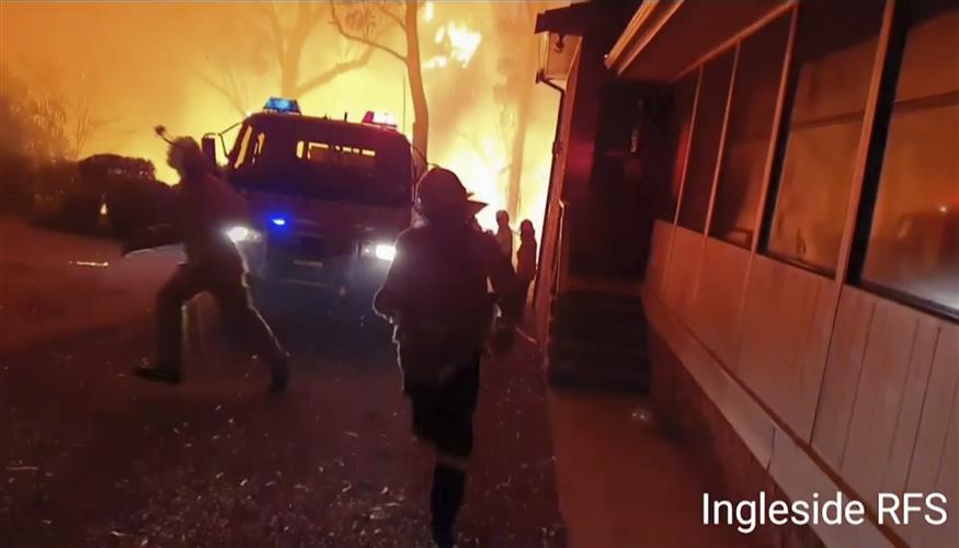 Φωτιές στην Αυστραλία/(Ingleside Rural Fire Brigade via AP)