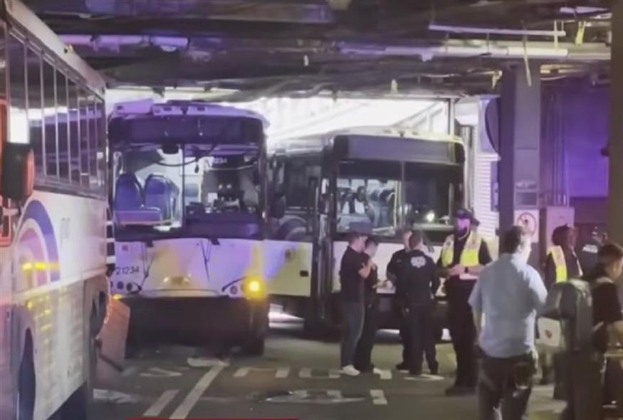 Τροχαίο με λεωφορεία στη Νέα Υόρκη (YOUTUBE)