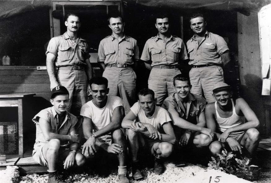 Το πλήρωμα του Enola Gay.