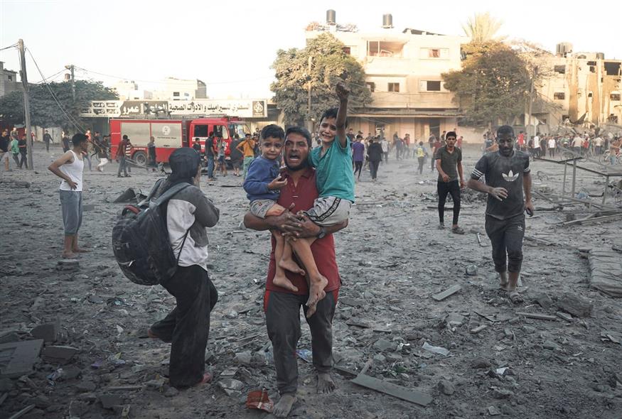 Σε απόγνωση οι κάτοικοι της Γάζας (AP Photo/Eyad Baba)