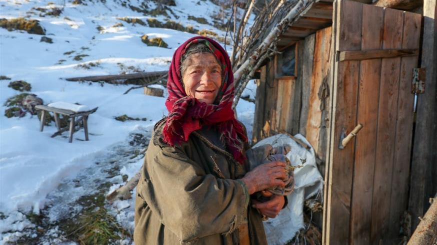 Όταν ρωτήθηκε, η Αγάφια, για το πώς είδε τη ζωή στην πόλη απάντησε με απλότητα: «πάρα πολλοί άνθρωποι, πάρα πολλά αυτοκίνητα»...
