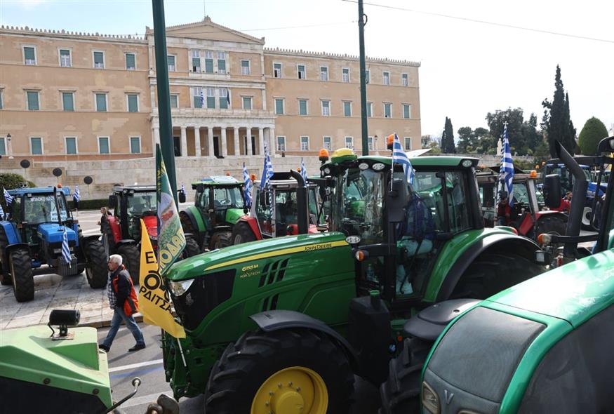 Τρακτέρ στην Αθήνα (INTIME NEWS/ΛΙΑΚΟΣ ΓΙΑΝΝΗΣ)