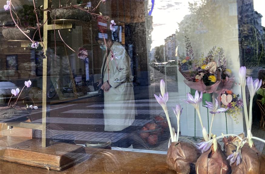 «Θερίζουν» τα κρούσματα κορονοϊού στο Βέλγιο  (AP Photo/Virginia Mayo)