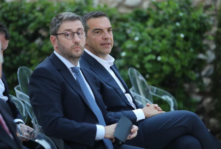 Ανδρουλάκης - Τσίπρας  (ΓΙΑΝΝΗΣ ΠΑΝΑΓΟΠΟΥΛΟΣ/EUROKINISSI)