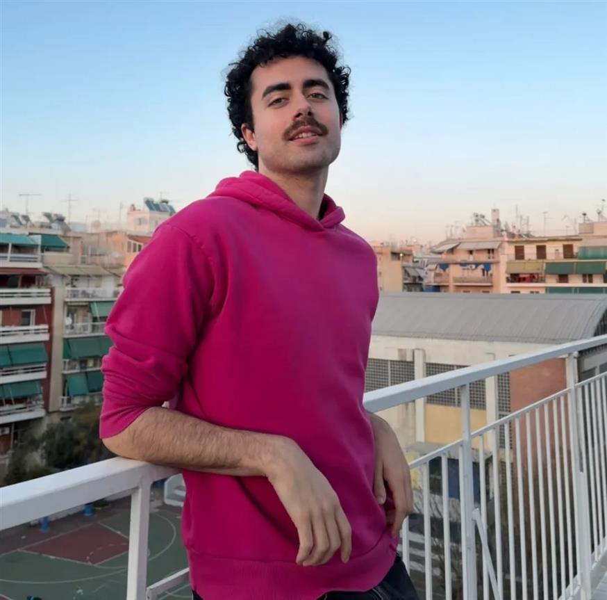 Lionder «Όλη η Αλικαρνασσός ήξερε ότι ήμουν γκέι πριν το μάθω εγώ» λέει ο Lionder (Copyright: Instagram / @_nefelh)