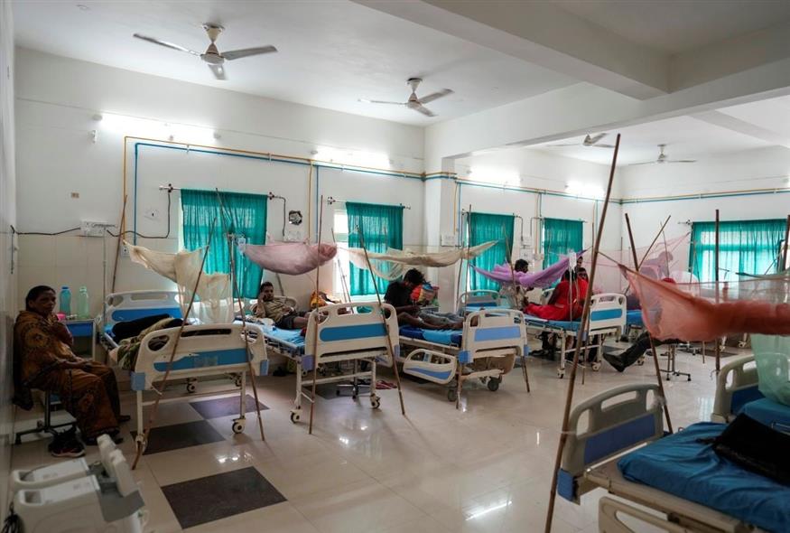 Θάλαμος νοσοκομείου στην Ινδία (φωτογραφία αρχείου/ Associated Press)