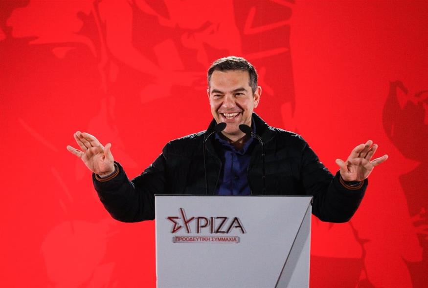 Συναυλία του ΣΥΡΙΖΑ και ομιλία Τσίπρα για την Πρωτομαγιά στη Δραπετσώνα (Eurokinissi)