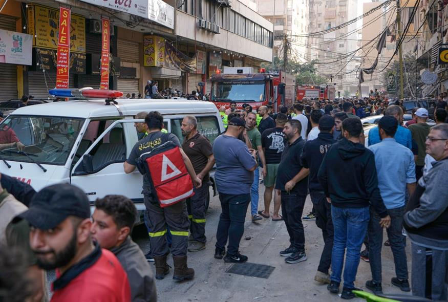 Ισραηλινός βομβαρδισμός στη Βηρυτό (AP Photo/Bilal Hussein)