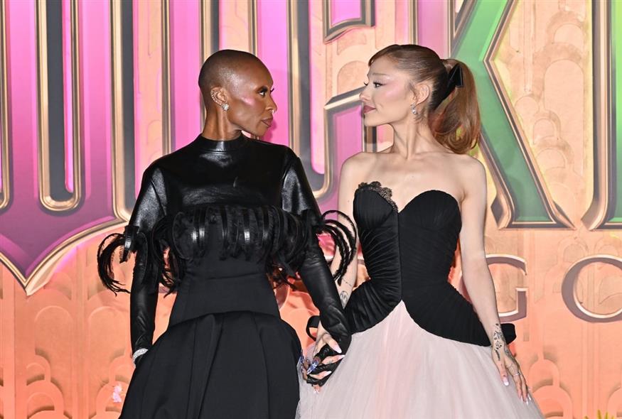 Σίνθια Ερίβο - Αριάνα Γκράντε (AP)