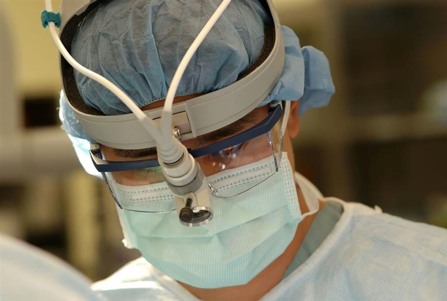 Ρομποτική Χειρουργική στην Παλινδρόμηση και τη Διαφραγματοκήλη (Unsplash.com)