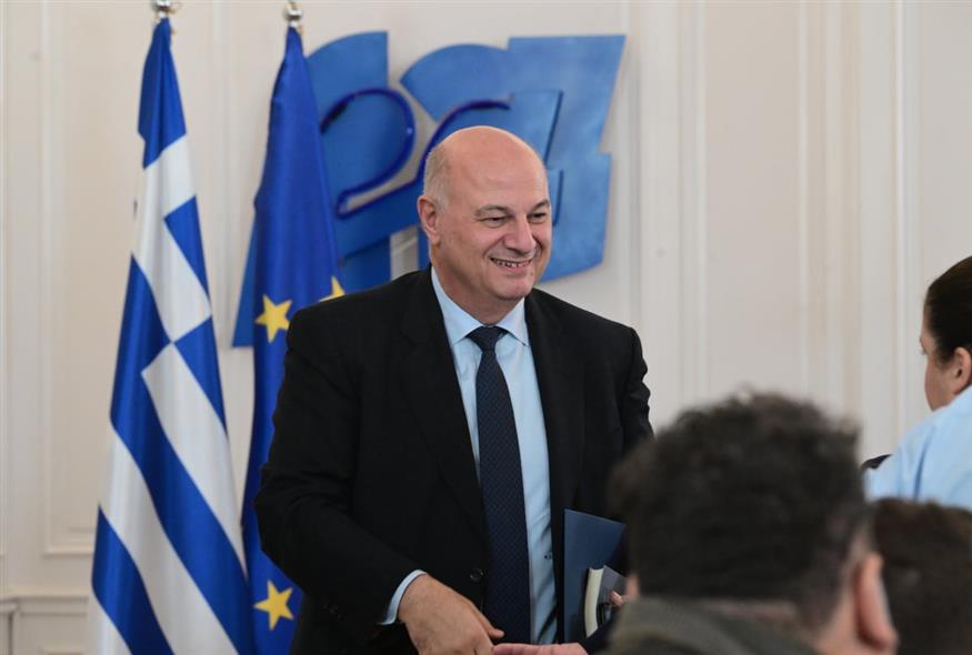 Αγρότες στο Μαξίμου (ΜΙΧΑΛΗΣ ΚΑΡΑΓΙΑΝΝΗΣ/EUROKINISSI) Αγρότες στο Μαξίμου (ΜΙΧΑΛΗΣ ΚΑΡΑΓΙΑΝΝΗΣ/EUROKINISSI)