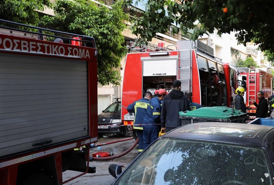 Φωτιά σε διαμέρισμα στον Κολωνό (INTIME)