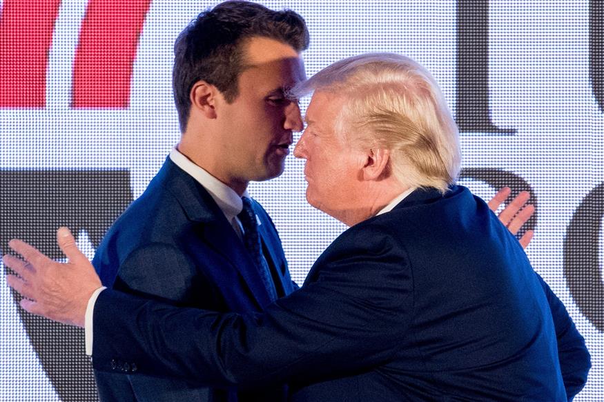 Ο ασπασμός του Προέδρου. /copyright Ap Photos