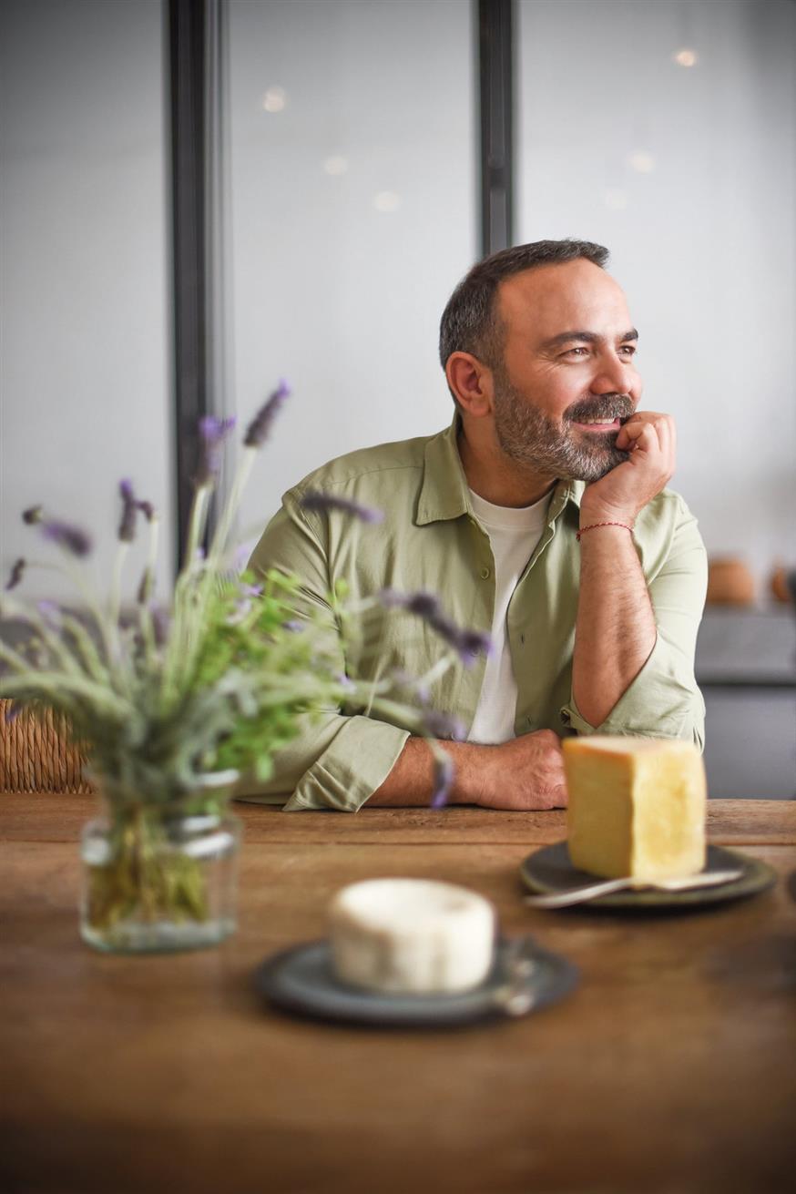 «81 πιάτα με ελληνικά προϊόντα» - Η γεύση της Ελλάδας σ’ ένα λεύκωμα του Ανδρέα Λαγού