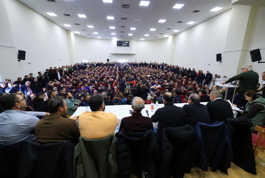 Σύσκεψη αγροτών στη Νίκαια (INTIME NEWS/ΚΥΔΩΝΑΣ ΓΙΩΡΓΟΣ) Σύσκεψη αγροτών στη Νίκαια (INTIME NEWS/ΚΥΔΩΝΑΣ ΓΙΩΡΓΟΣ)