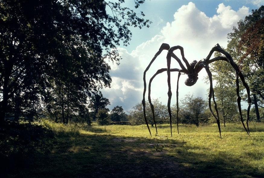Η γιγαντιαία αράχνη γλυπτό της Λουίζ Μπουρζουά