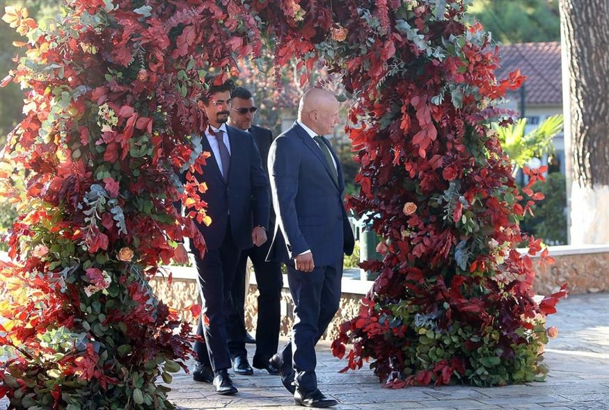 Γάμος Βαρδινογιάννη-Μπιρμπίλη (NDPphoto) Γάμος Βαρδινογιάννη-Μπιρμπίλη (NDPphoto)