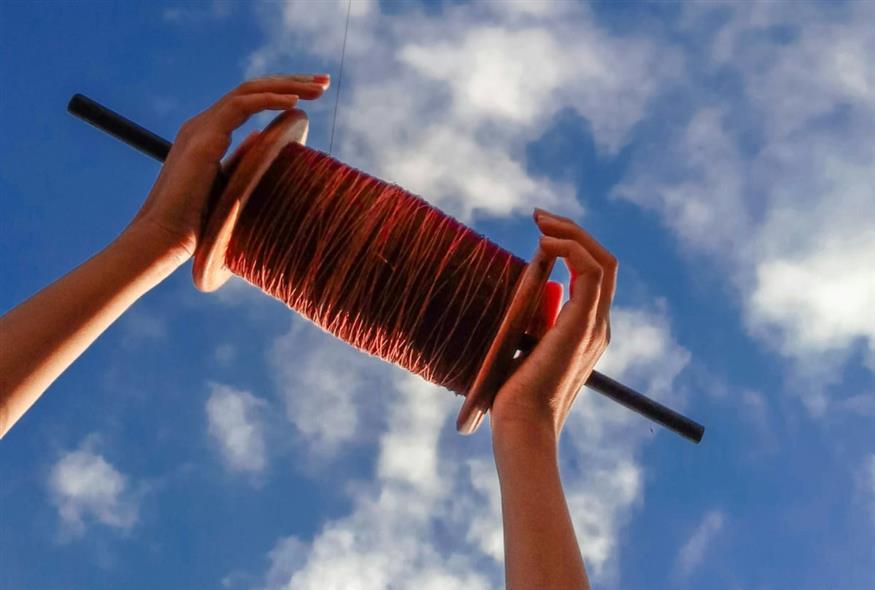 Πέταγμα χαρταετού την Καθαρά Δευτέρα (UNSPLASH)