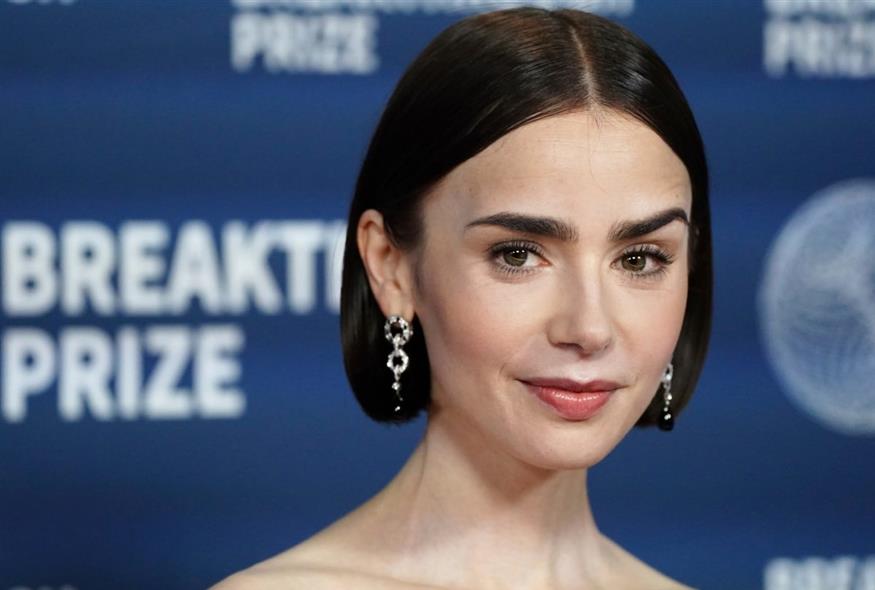 Λίλι Κόλινς (Photo by Jordan Strauss/Invision/AP)