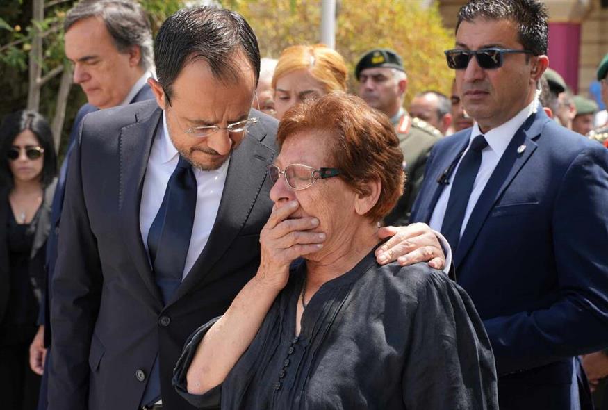 Επαναπατρίστηκαν σε ειδική τελετή στην Ελευσίνα τα λείψανα 9 πεσόντων αγωνιστών της Κύπρου