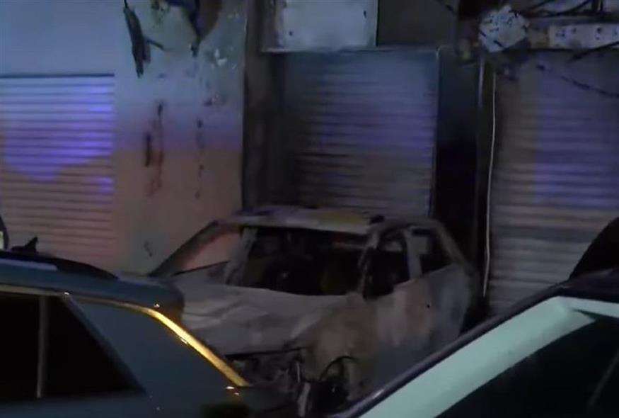 Εμπρηστική επίθεση σε κατάστημα αυτοκινήτων στη Λεωφόρο Αλεξάνδρας (OPEN)