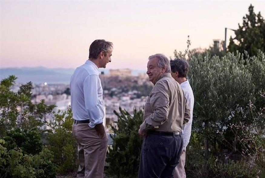 Συνάντηση Μητσοτάκη - Γκουτέρες στην Αθήνα (twitter.com/PrimeministerGR)