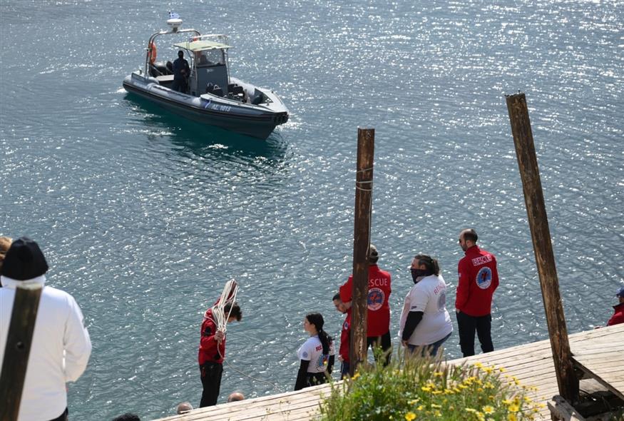 Έρευνες για τον εντοπισμό του 34χρονου δύτη στα Λιμανάκια της Βουλιαγμένης (ΙΝΤΙΜΕ)