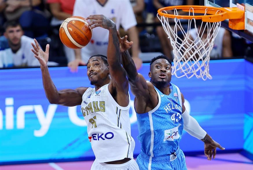 Θανάσης Αντετοκούνμπο (INTIME)